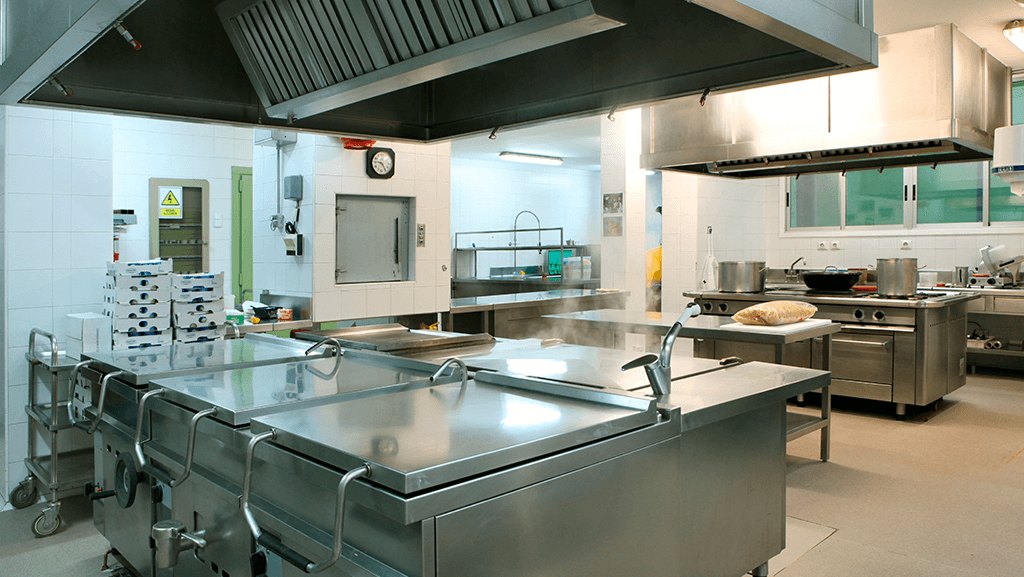 Cozinha industrial limpa